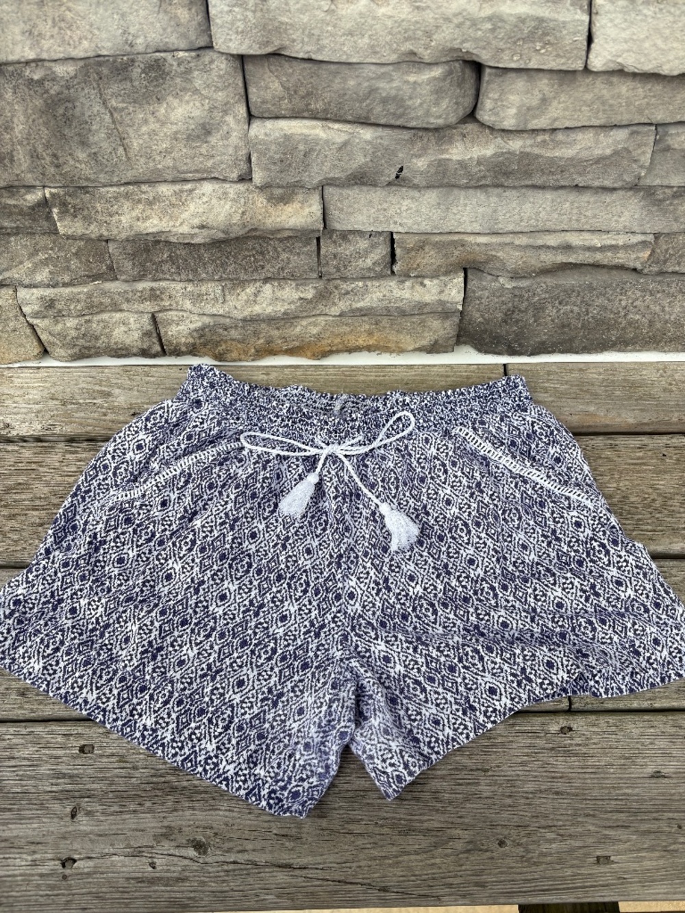 Briggs Blue and White shorts, size L